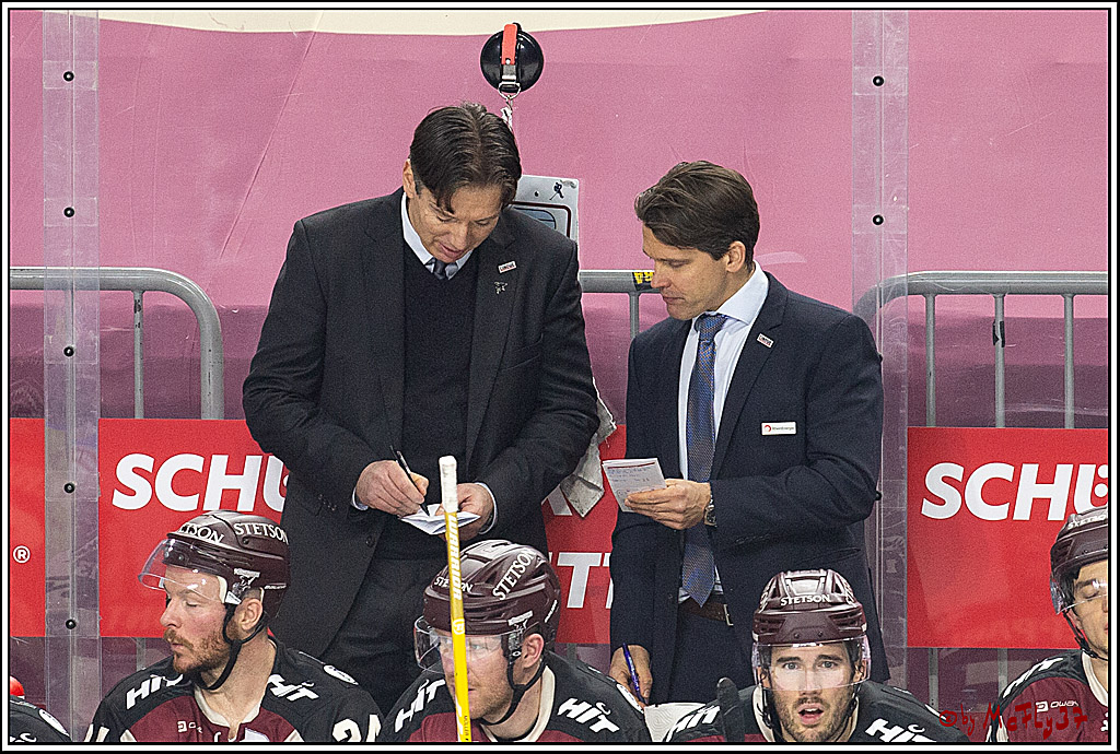 PENNY DEL;  Koelner Haie - Krefeld Pinguine; Koeln, 24.02.2021